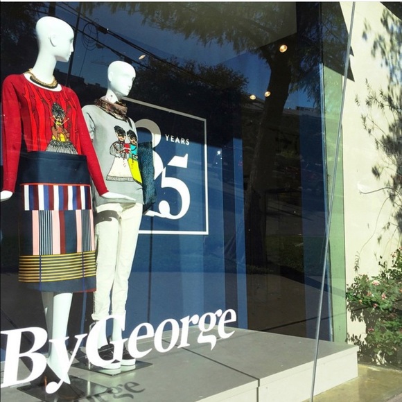 SOLD OUT - Picture 4 of 4